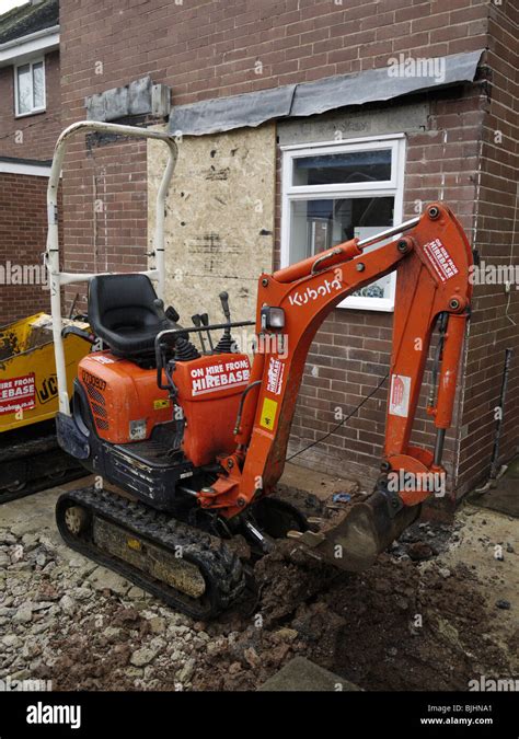 digging foundations with mini digger|the diggers foundation website.